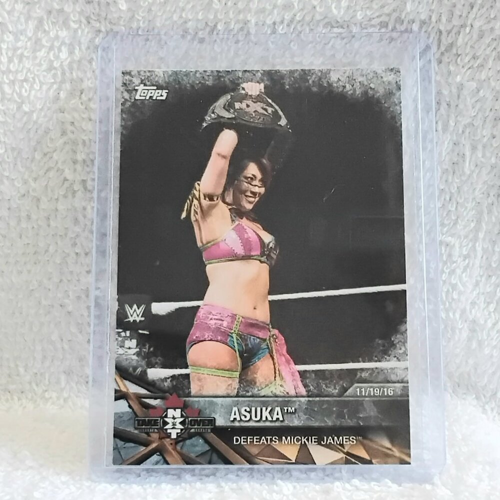 5/$20 Mint 2017 Topps Asuka WWE/NXT Divas Card NXT-24!!